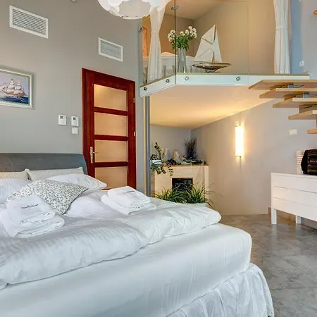 Dom & House - Sea Towers *