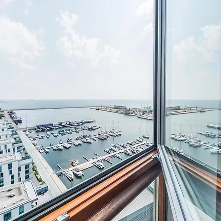 Apartment Dom & House - Sea Towers *
