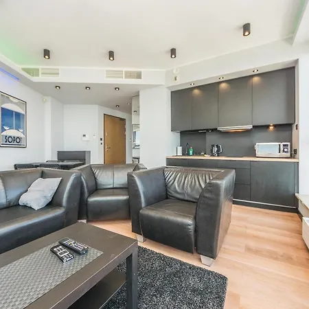 Dom & House - Sea Towers Διαμέρισμα Γκντίνια