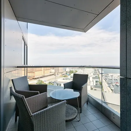 Dom & House - Sea Towers Apartment Gdynia