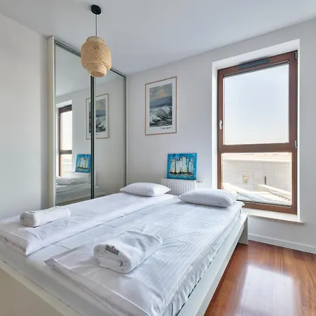 Dom & House - Sea Towers * Γκντίνια