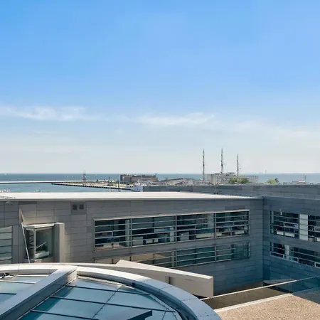 Sea Towers Panorama By Renters Gdyně