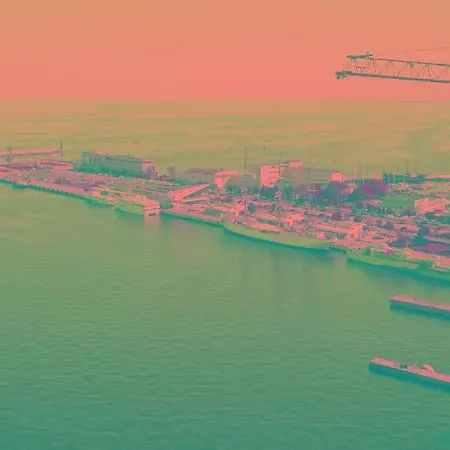 Dom & House - Sea Towers Διαμέρισμα *