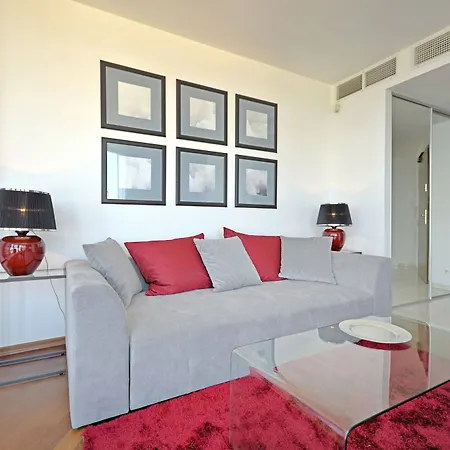 Dom & House - Sea Towers * Γκντίνια