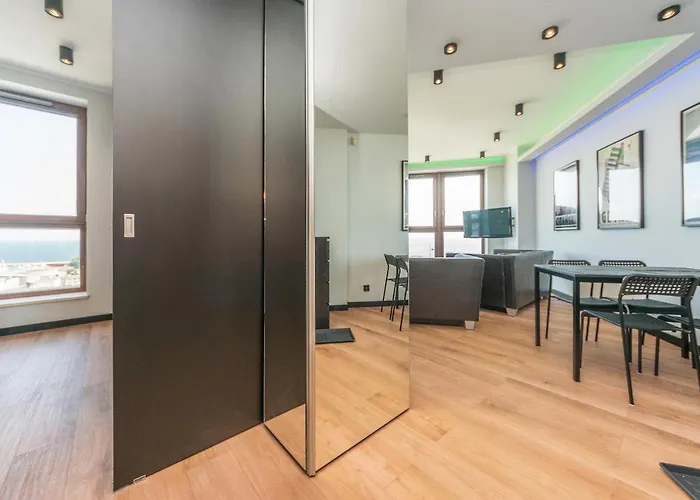 Apartment Sea Towers Panorama Apartments By Noclegi Renters Gdynia