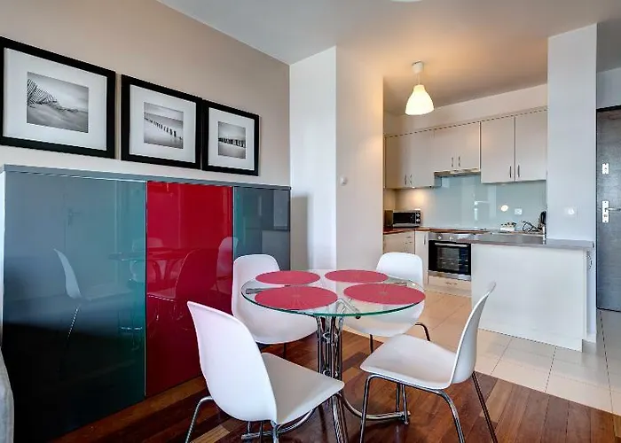 Apartment Sea Towers Panorama Apartments By Noclegi Renters